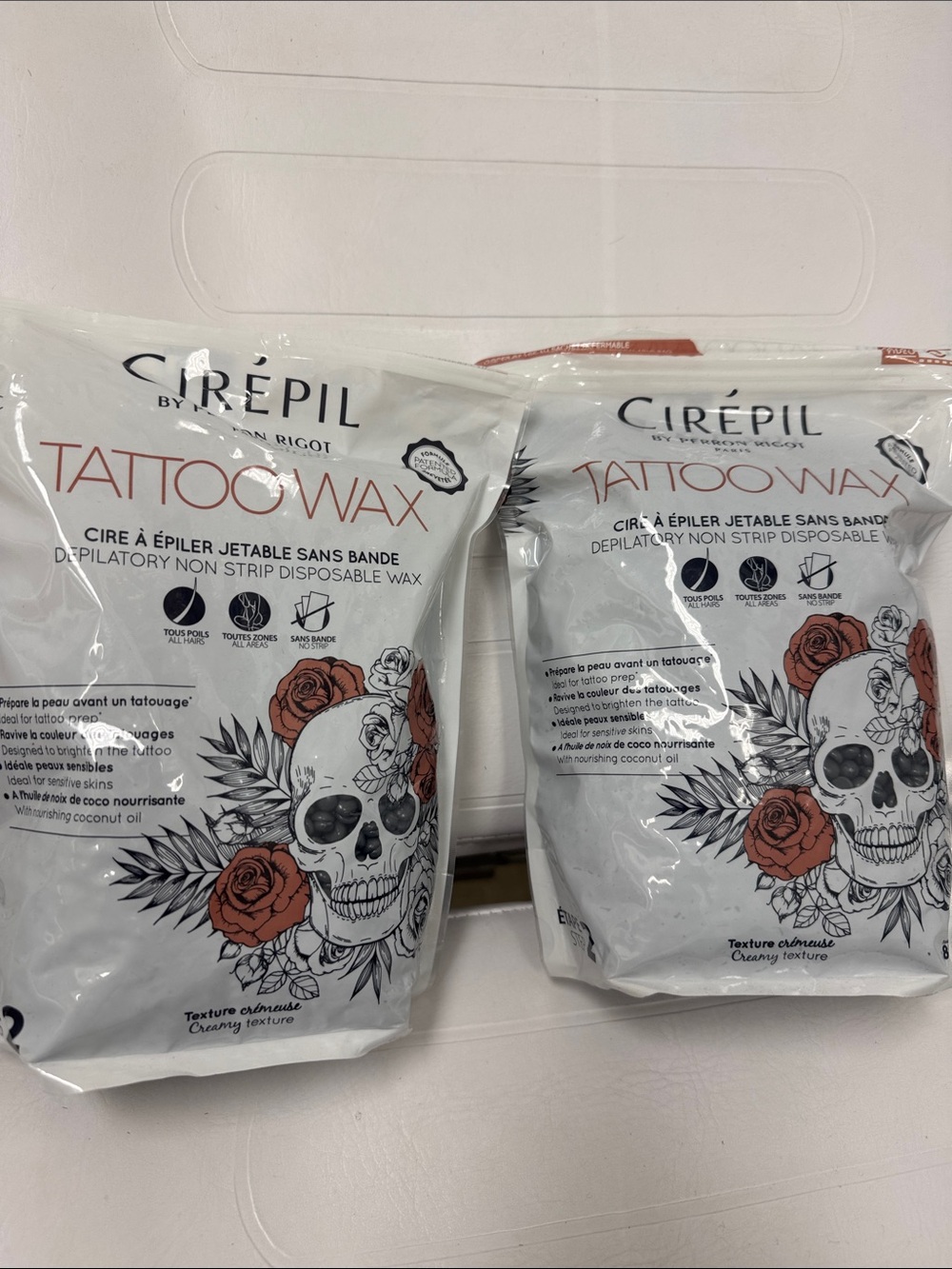 Tattoo Wax Creamy Texture - White with Red Floral Accent
